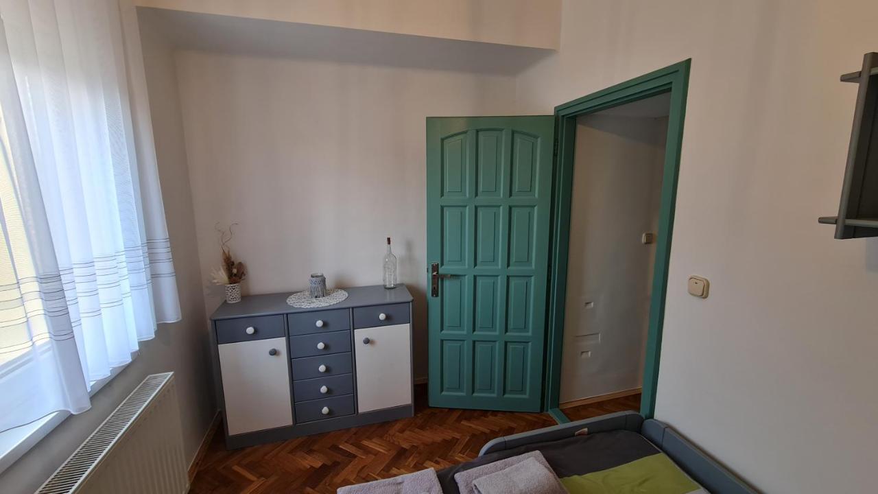 Ri-Jo Apartman Mohács エクステリア 写真